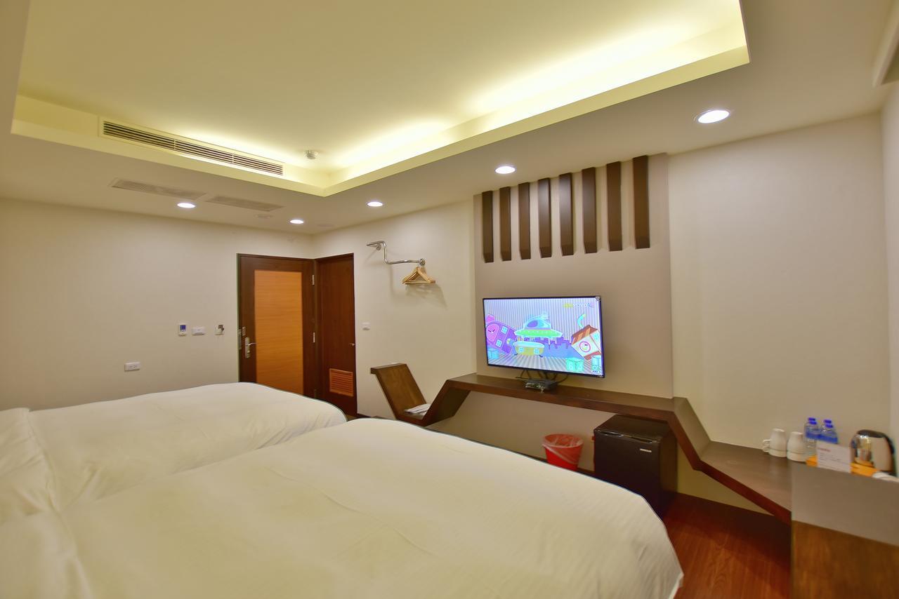 Ruocing Hot Spring Hotel Jiaoxi Dış mekan fotoğraf